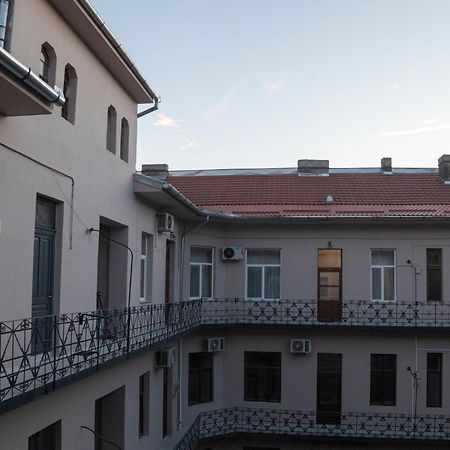Aesthetic Pleasure - Central Downtown Apartments Oradea Bagian luar foto