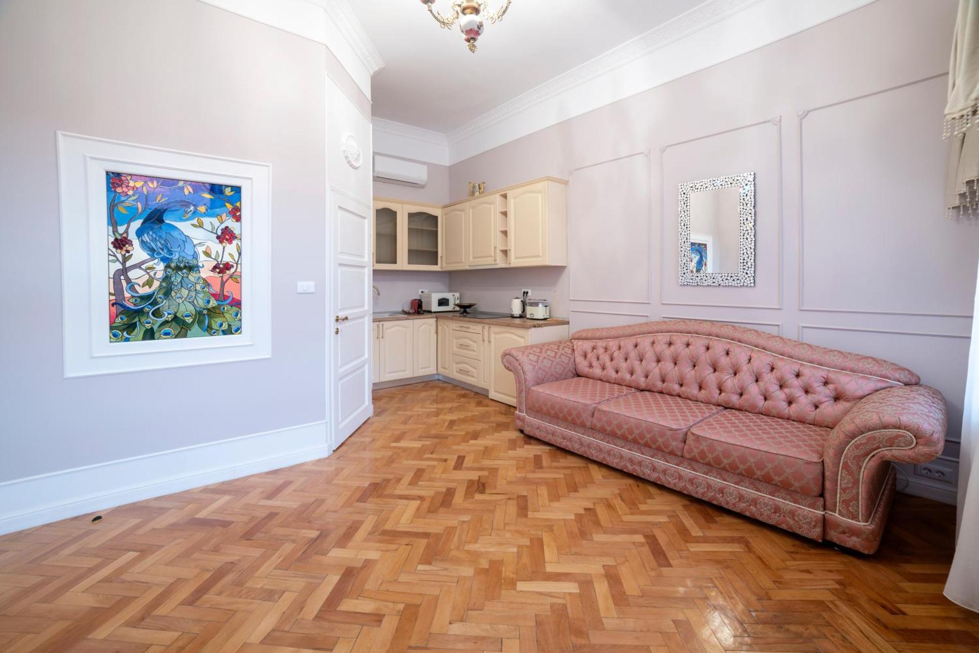 Aesthetic Pleasure - Central Downtown Apartments Oradea Bagian luar foto