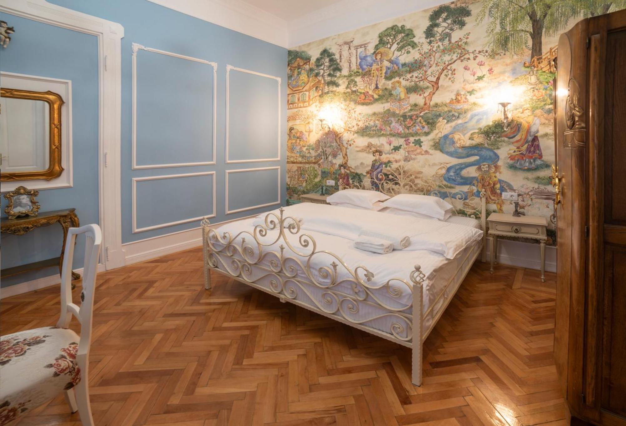 Aesthetic Pleasure - Central Downtown Apartments Oradea Bagian luar foto